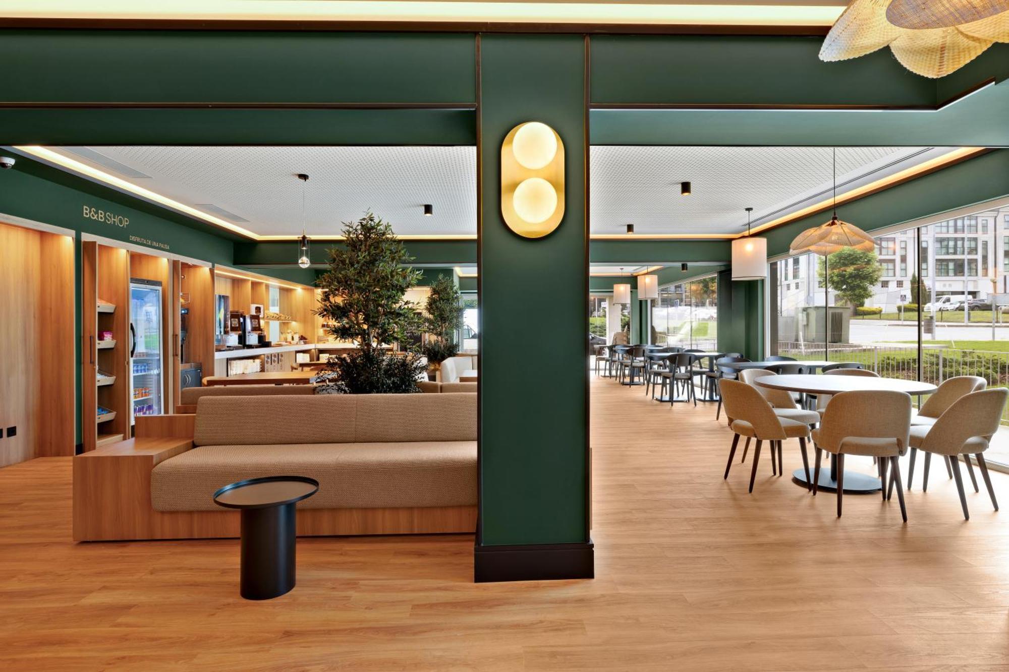 B&B Hotel Santiago ミヤドイロ エクステリア 写真